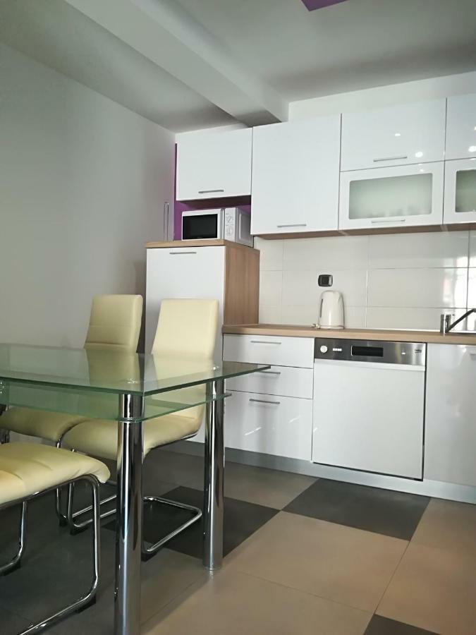 Brzovic Apartment *